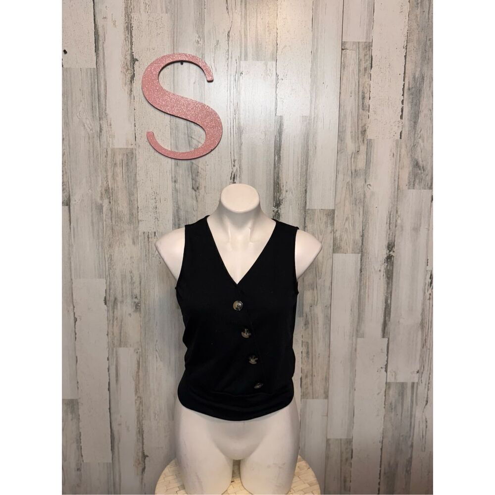 IZ Byer Black Sleeveless Button-Front Tank Top Size S
